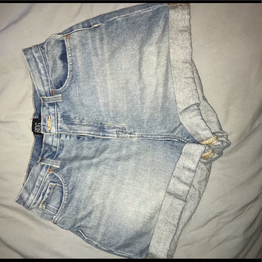 BDG urban outfitters high-rise mom short NWOT